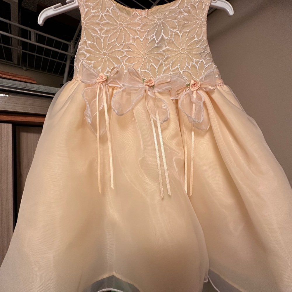 Yellow Sleeveless Scoop Neck Formal Sundress